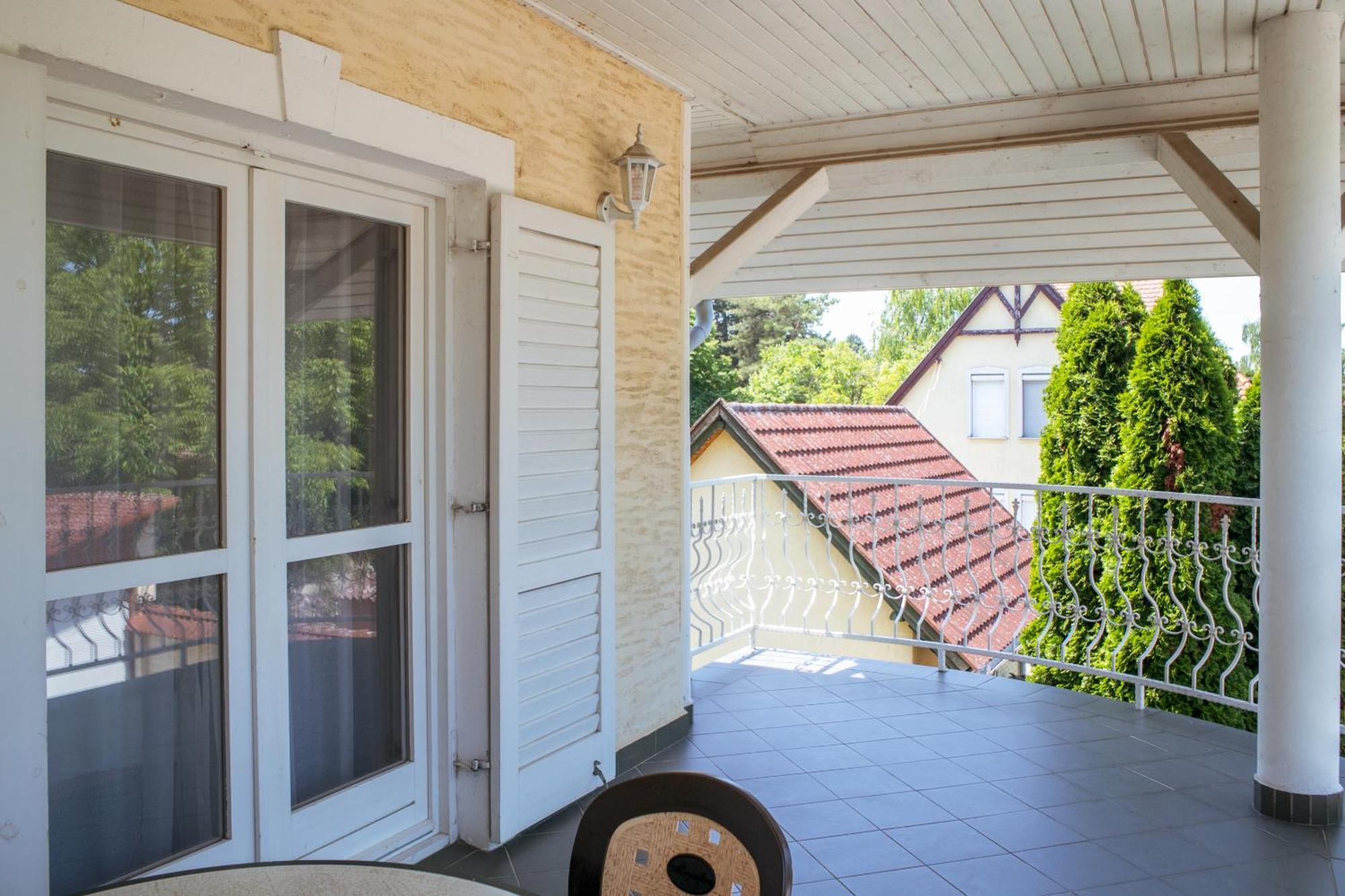 Bella Villa Apartmanhaz Zamárdi Dış mekan fotoğraf